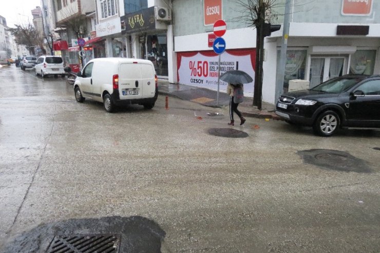 Malkara’da dolu ve sağanak yağış