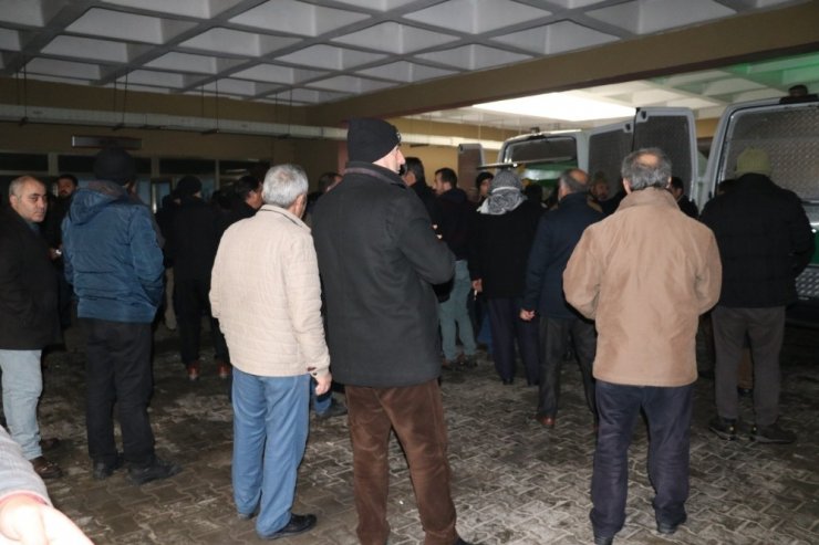 Çığ faciasında hayatını kaybeden 2 kişinin cenazesi Bahçesaray’a gönderildi