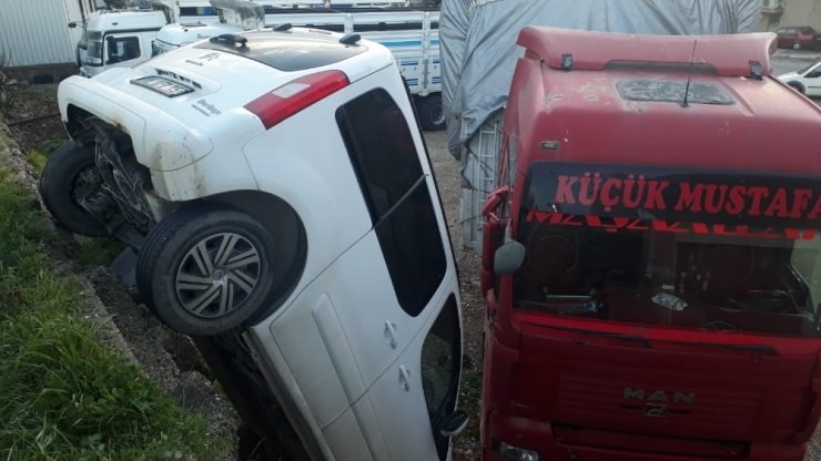Ayağına kramp giren sürücü ölümden döndü