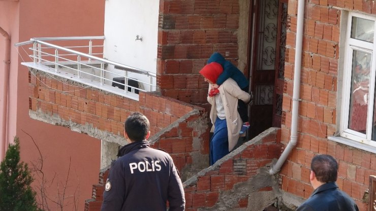 Ordu’da şiddetli fırtına nedeniyle 4 katlı bina tahliye edildi