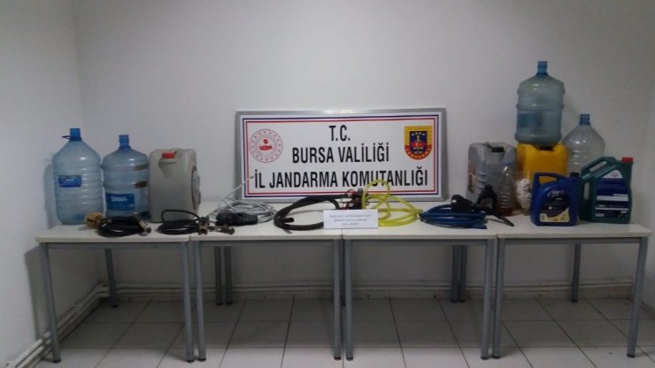 Bursa jandarmasından mazot hırsızlarına operasyon: 3 gözaltı