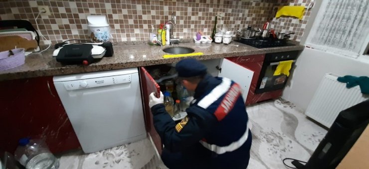 Bursa jandarmasından mazot hırsızlarına operasyon: 3 gözaltı