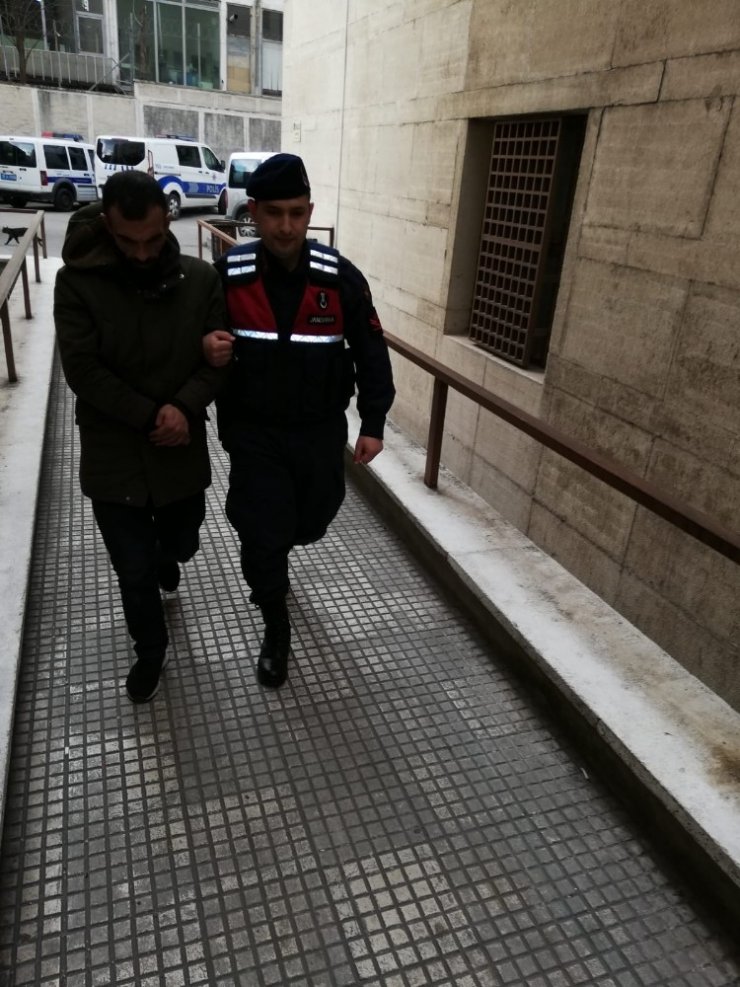 Kovalamaca sonucu yakalanan uyuşturucu satıcısı cezaevinde