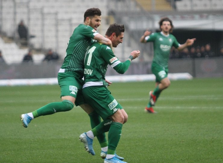 Bursaspor’da gözler Yevhen Seleznov’da