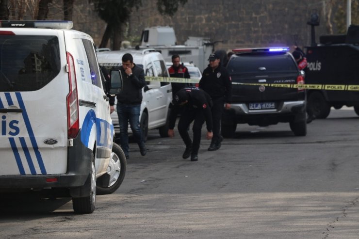 Diyarbakır’da silahlı kavga: 2 yaralı