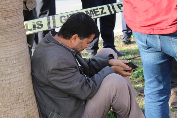 Karşıya geçerken araç çarptı, eşi ve oğlu gözyaşlarına boğuldu