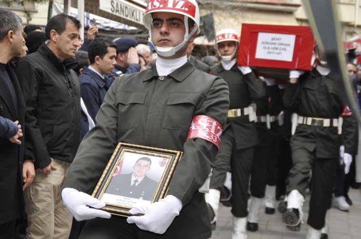 Evlat acısına kalbi dayanmadı