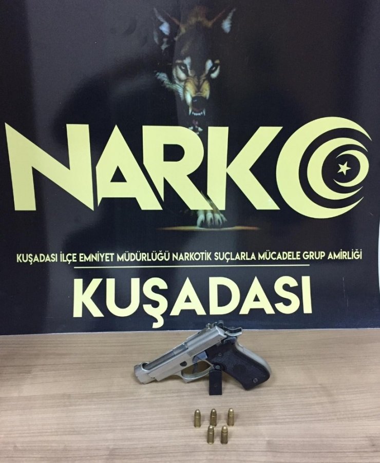 Kuşadası’nda uyuşturucu operasyonu