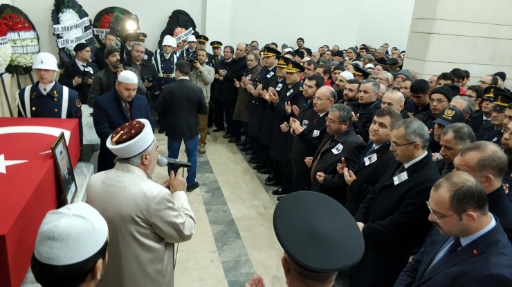 Şehit Jandarma Uzman Onbaşı Deniz son yolculuğuna uğurlandı