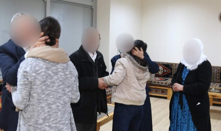 Siirt’te teslim olan 2 terörist ailelerine kavuştu