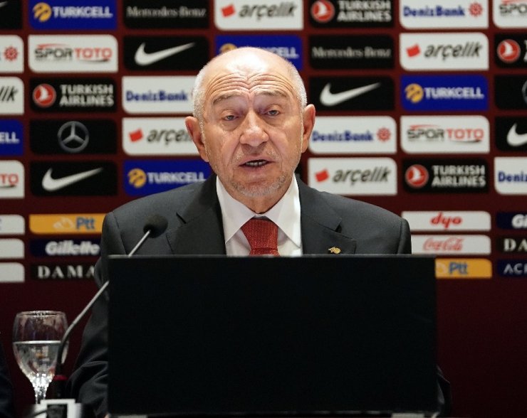 Nihat Özdemir: "Herkesin futbol ortamından şikayeti var ancak kimsenin çözüm önerisi yok"
