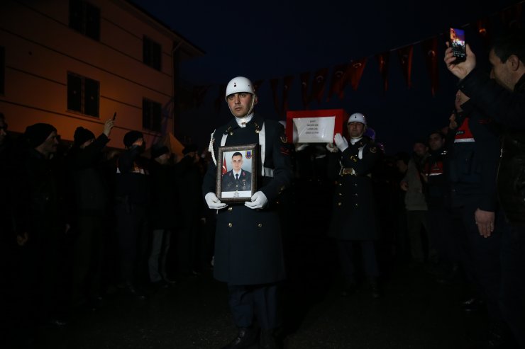Van'da çığ düşmesi sonucu şehit olan askerin cenazesi memleketi Düzce'ye getirildi