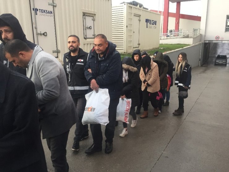 İhaleye fesat karıştırdığı öne sürelen 59 zanlı adliyeye sevk edildi