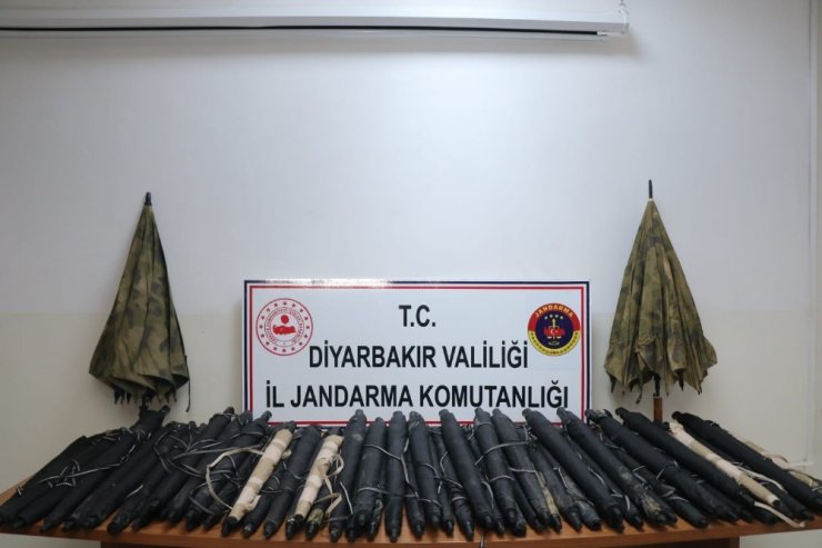 Diyarbakır’da teröristlerin inleri imha edildi