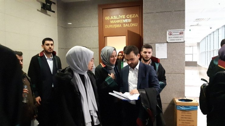 Karaköy’de başörtülü genç kızlara saldıran sanığın yargılanmasına devam edildi