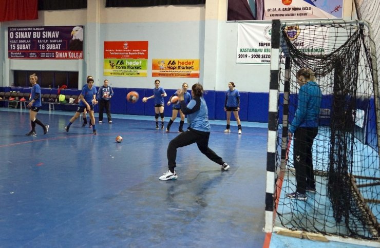 Kastamonu Belediyespor, Thüringer maçı hazırlıklarını tamamladı