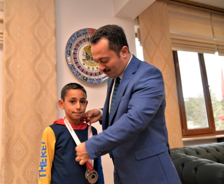 Küçük Şahin, Bilecik’i Türkiye Şampiyonası’nda temsil edecek