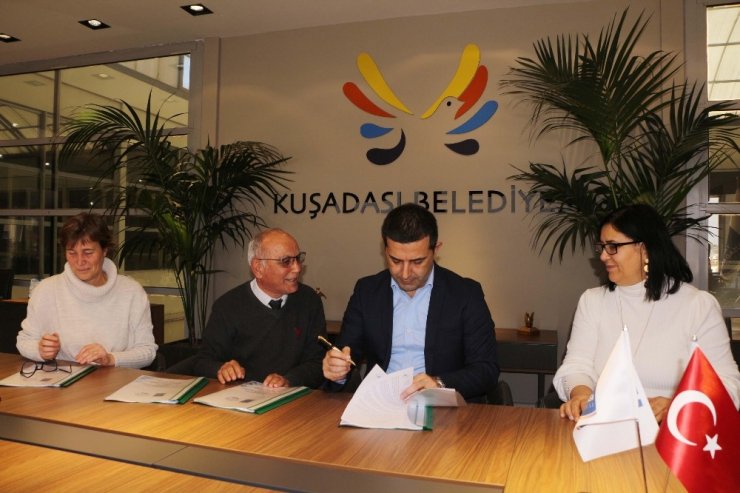 Kuşadası Belediyesi’nde toplu iş sözleşmesi sevinci