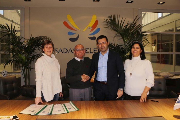 Kuşadası Belediyesi’nde toplu iş sözleşmesi sevinci