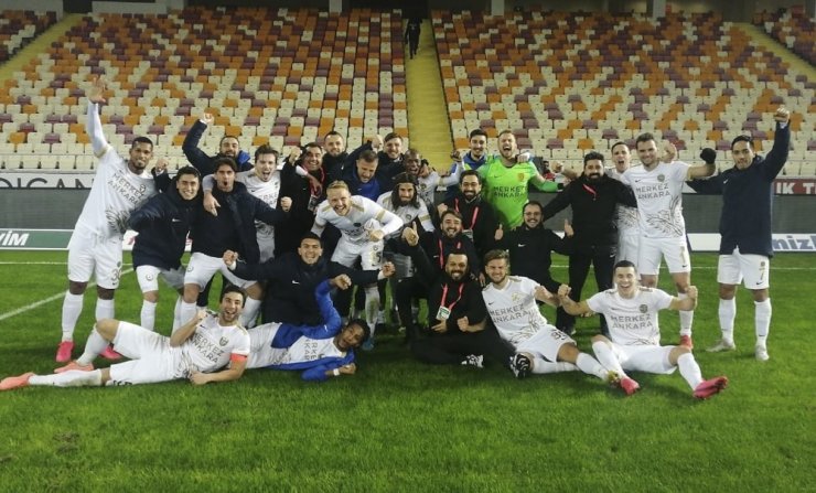 MKE Ankaragücü 14 hafta sonra 3 puan ile tanıştı