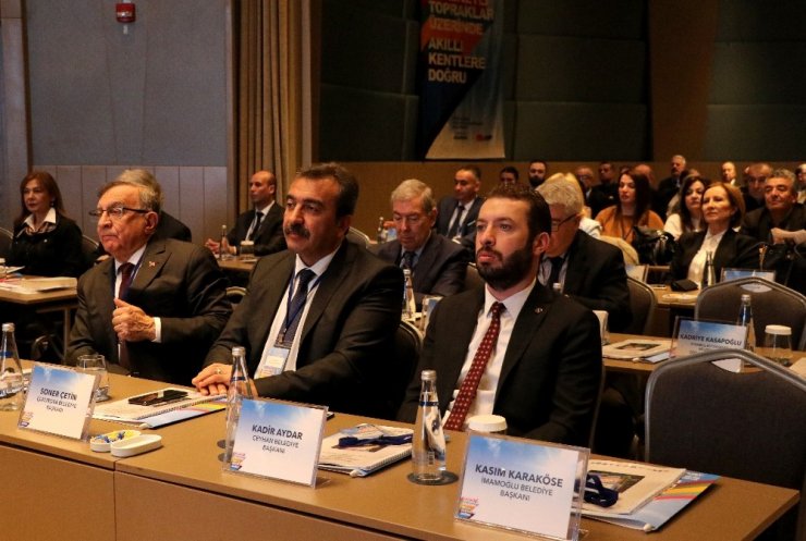 CHP’li büyükşehir belediye başkanları Adana’da buluştu