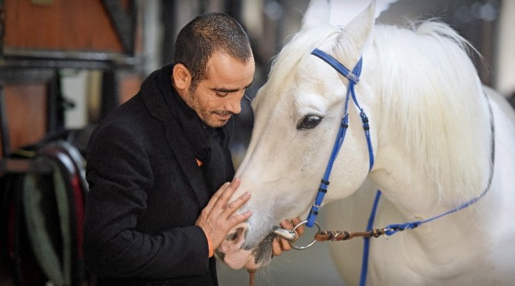 Jokey Selim Kaya: "Her şey bir imtihan diyerek mutlu oluyorum"