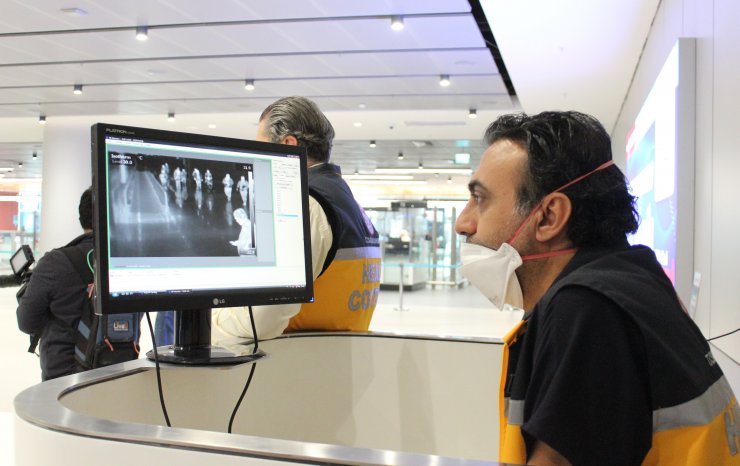 Yurt dışından gelen tüm yolcular termal kameralarla kontrol edilmeye başlandı