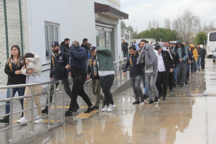 Yasa dışı bahis yalanıyla 2 milyon 165 bin lira vurgun