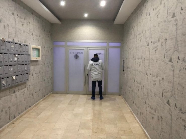 (DÜZELTME) Ankara’da annesini kurtarmak isteyen genç babasını vurdu