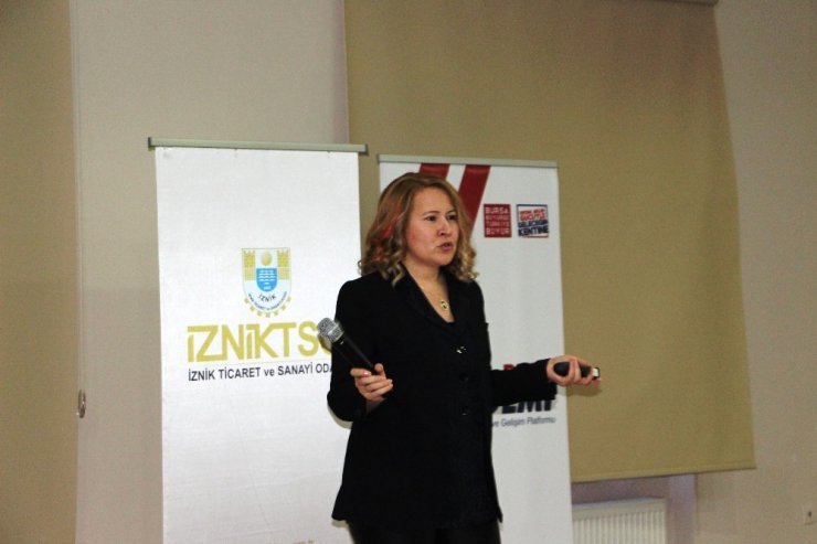İznikli kadın girişimcilere protokol ve nezâket kuralları semineri