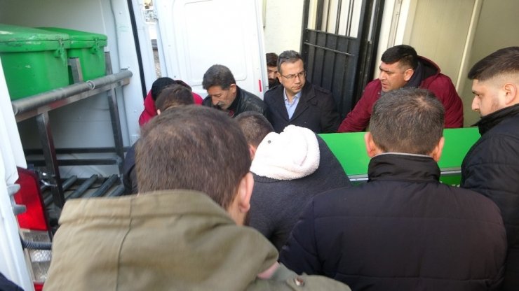 Doğumdan sonra ölen kadın için ihmal iddiası