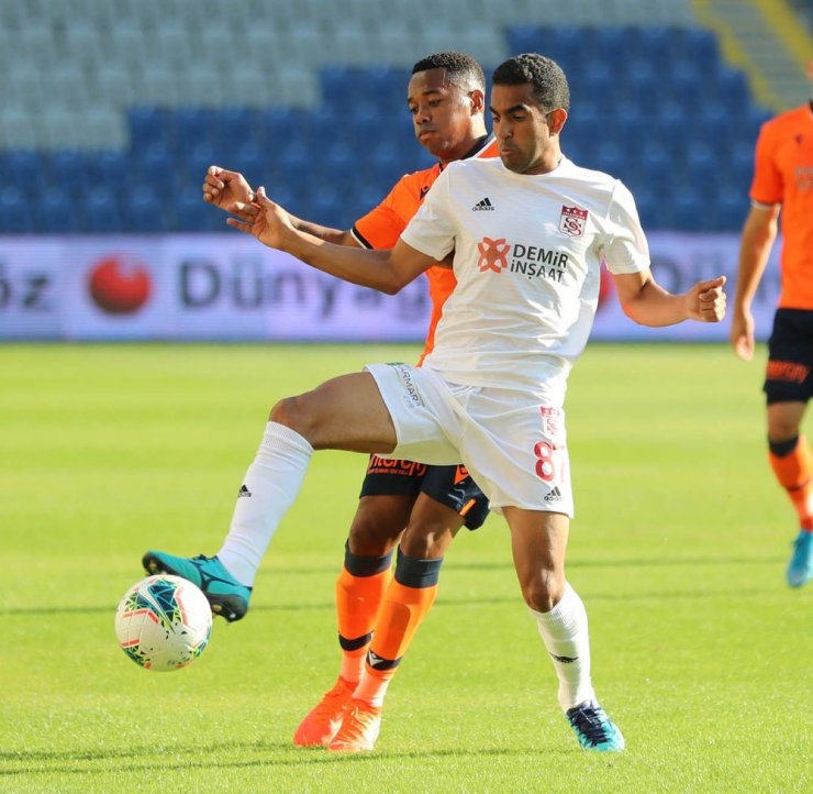 Sivasspor ile Başakşehir 24. randevuda