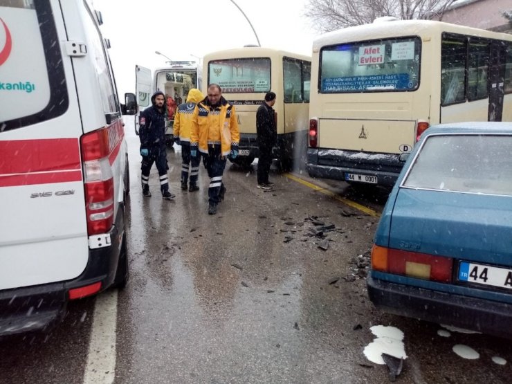 Malatya’da trafik kazası: 3 yaralı