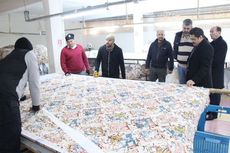 Şaphane’de tekstil fabrikası 40 kişiye istihdam sağlıyor