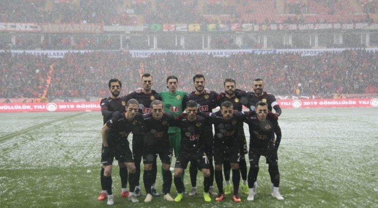 TFF 1. Lig: Eskişehirspor: 3 - Altınordu: 0