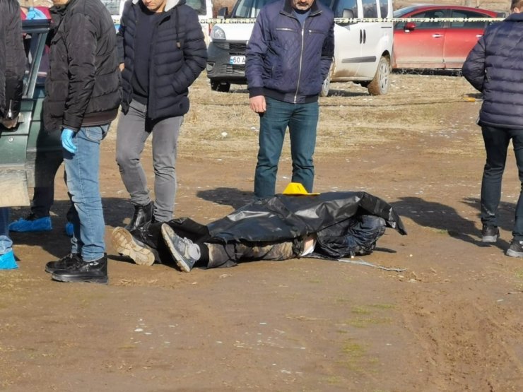 Erbaa’da esrarengiz cinayet
