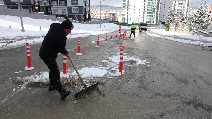 Buzda kayan aracın görüntüsünü çeken genç o anları anlattı