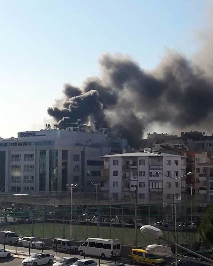 İzmir’de hastane yangını
