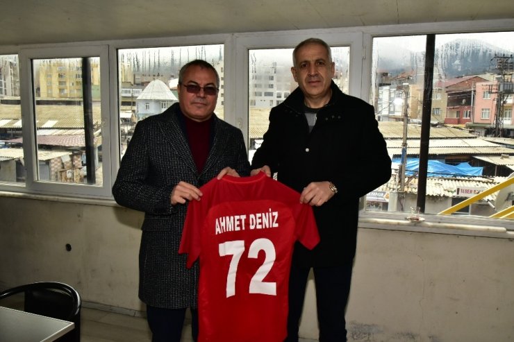 Vali Deniz, Somaspor-Batman Petrolspor maçını izledi