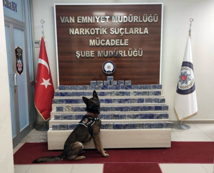Van’da 54 kilogram eroin ele geçirildi