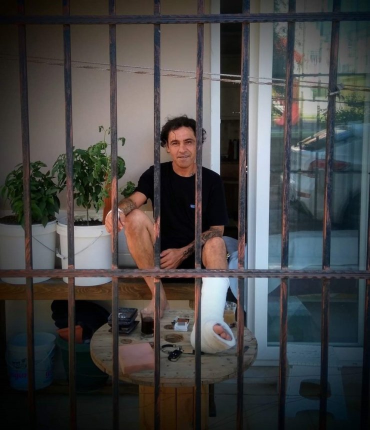 Yalnız yaşayan adam evinde ölü bulundu
