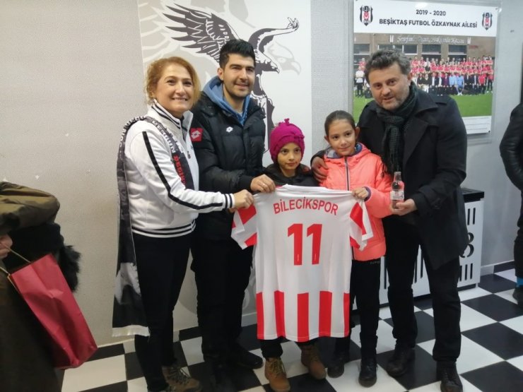 Bilecikspor Kadın Futbol takımı Beşiktaş tesislerine konuk oldu