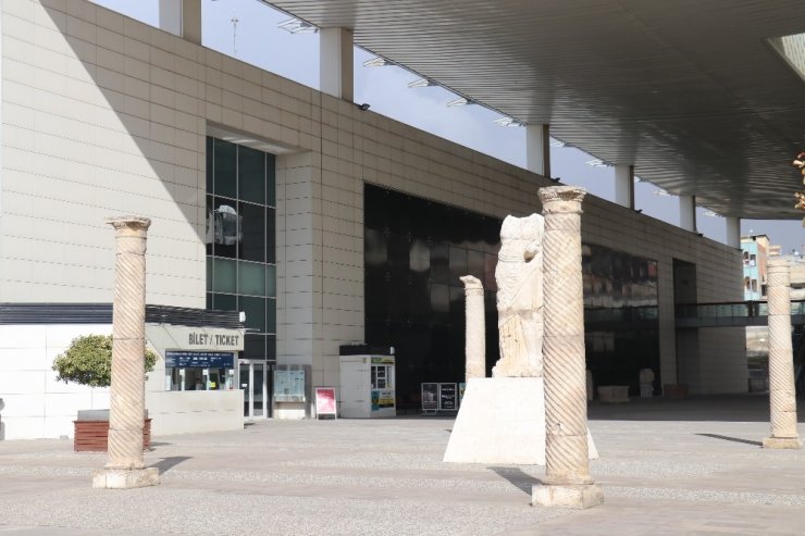 İntihar eden arkeoloğun çalıştığı müzede sayım sürüyor