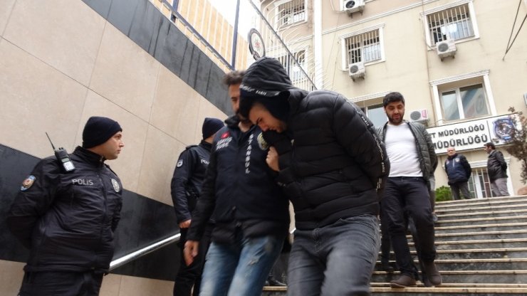 8 ilçede 2 milyonluk vurgun yapan Meksika lakaplı çete çökertildi