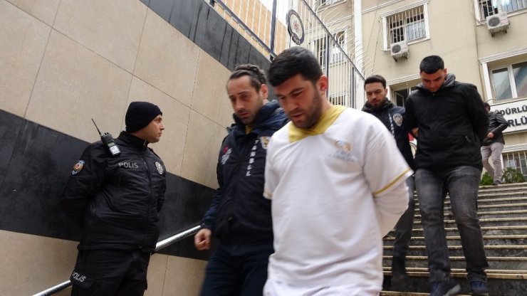 8 ilçede 2 milyonluk vurgun yapan Meksika lakaplı çete çökertildi