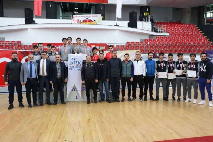 Okullar arası Gençler Masa Tenisi Türkiye Şampiyonası tamamlandı