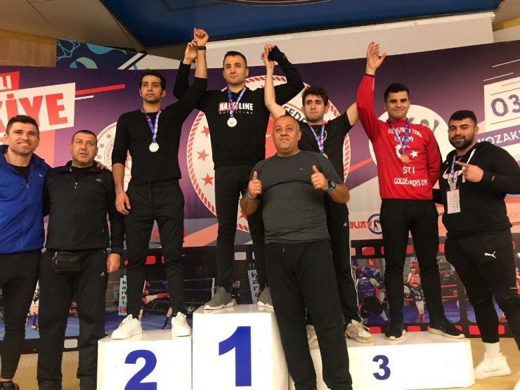 Turgutlulu sporcu Muaythai’de Türkiye şampiyonu oldu