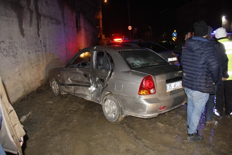 Emet’te trafik kazası: 3 yaralı