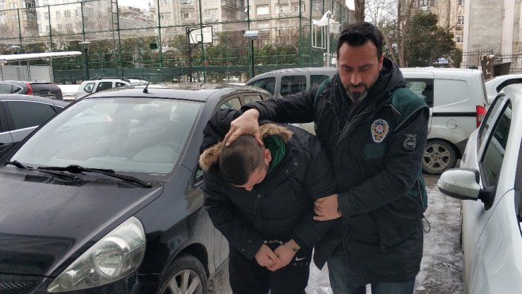 Eroin ve kokain ile yakalandılar