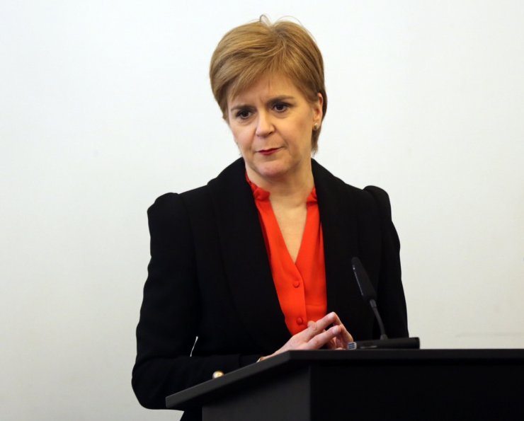 İskoçya Bölgesel Başbakanı Nicola Sturgeon'dan "bağımsızlık" açıklaması: